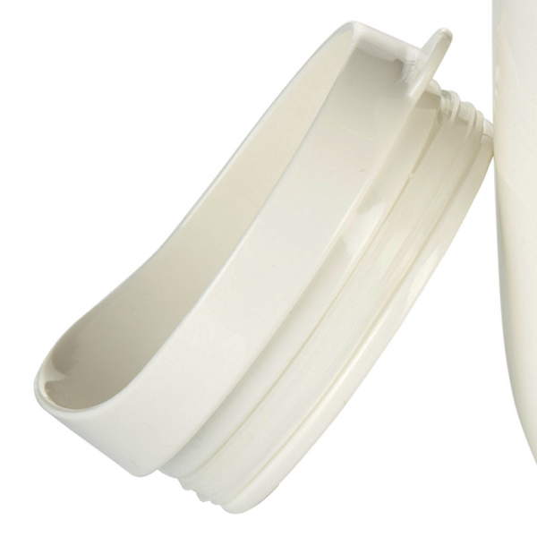 The white Feeder Lid and Seal for the Unbreakable Mu